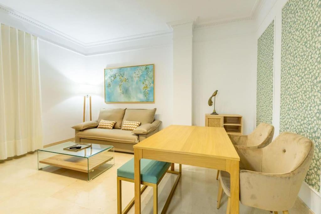 Imperial Central Suite By Valcambre Sevilla Dış mekan fotoğraf